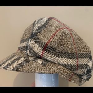 Burberry newsboy cap